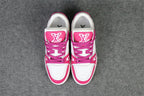 WMNS LV Trainer 'Fuchsia'