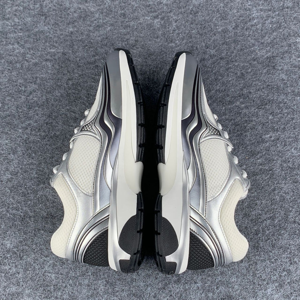 Chanel CC Logo Sneaker ‘Grey Silver’